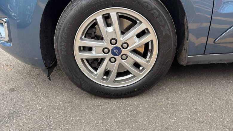 Ford Grand Tourneo Connect 1.5 EcoBlue 120 Titanium 5dr Diesel Estate